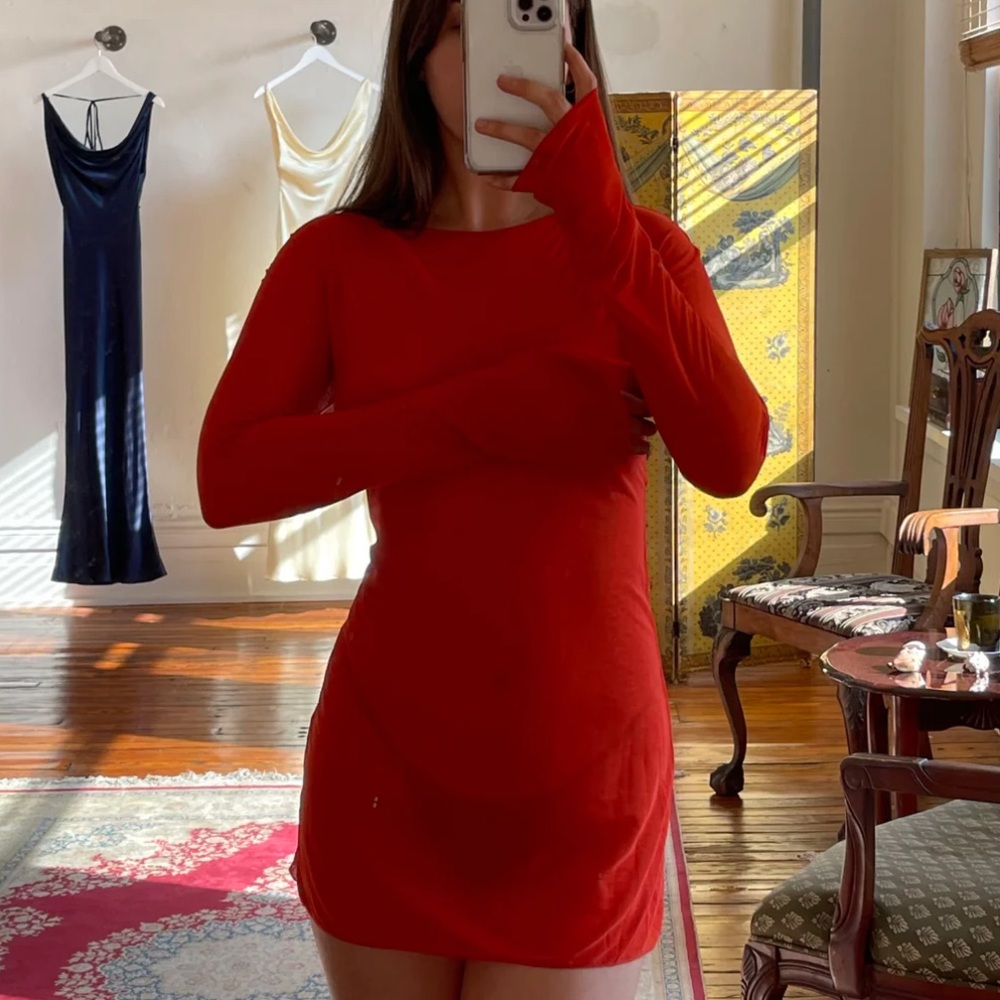 Mirror Palais Red Sheer Raglan Size M